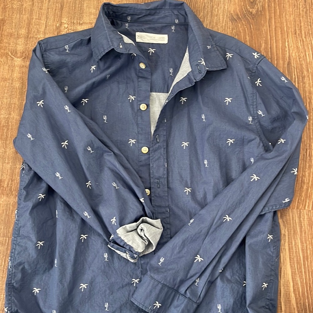 Zara button down - Picture 1 of 2